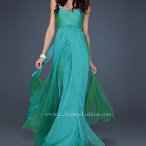 La Femme Fashion 17111 Prom Dress